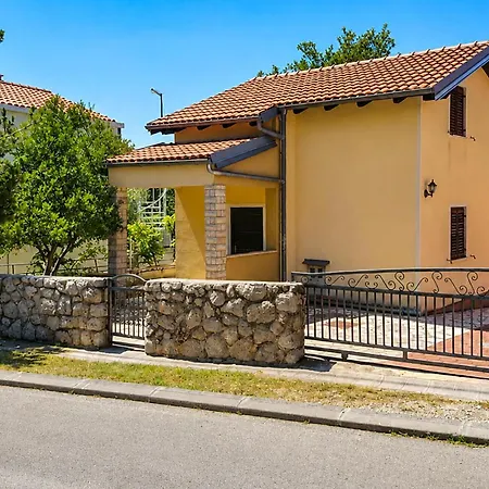 Holiday home Awesome In With Wifi Krusevo (Zadar)