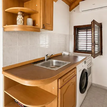 Holiday home Awesome In With Wifi